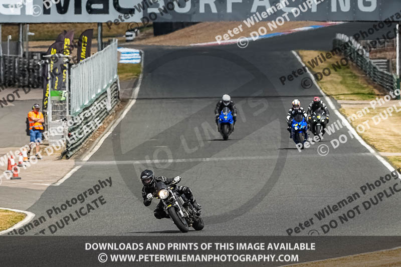 enduro digital images;event digital images;eventdigitalimages;mallory park;mallory park photographs;mallory park trackday;mallory park trackday photographs;no limits trackdays;peter wileman photography;racing digital images;trackday digital images;trackday photos